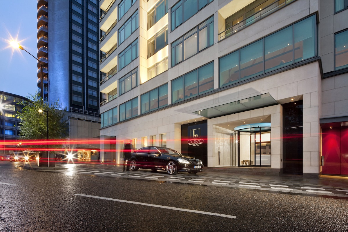 Metropolitan London, photo 1