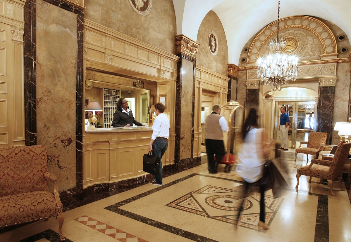 Sherry-Netherland hotel, photo 4