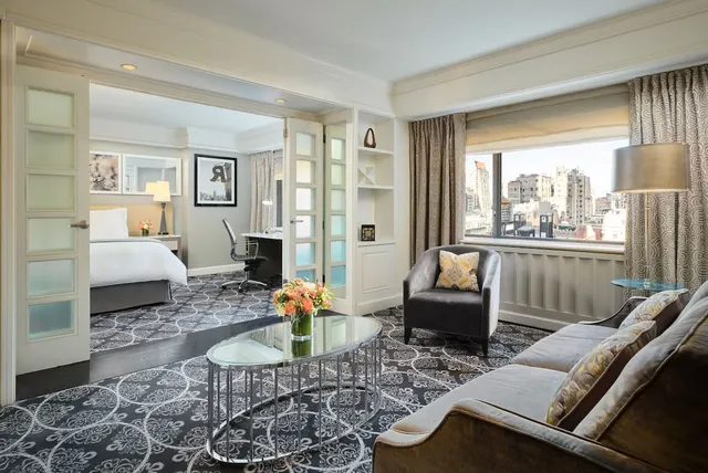 Loews Regency New York Hotel, photo 2