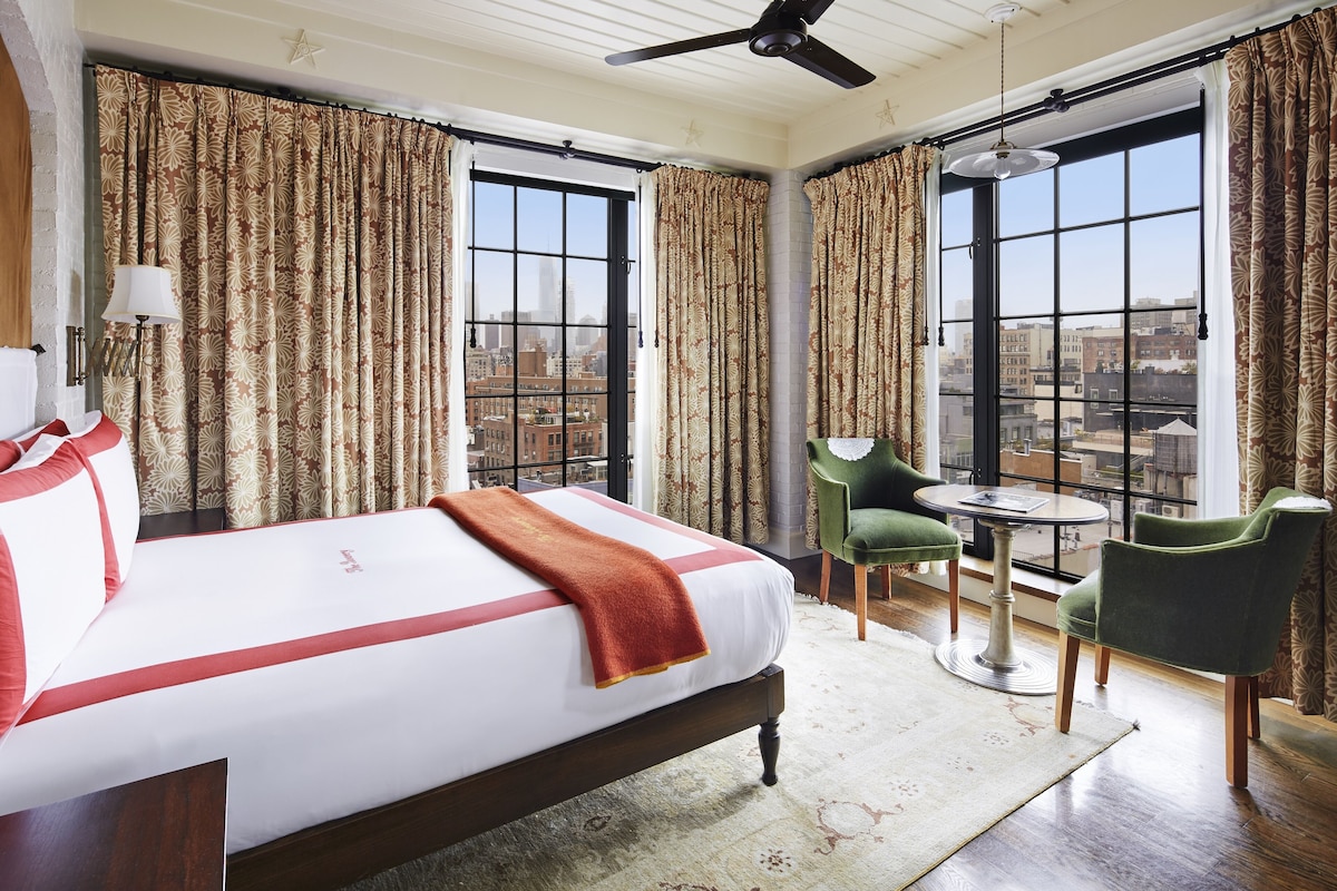 The Bowery Hotel, photo 1