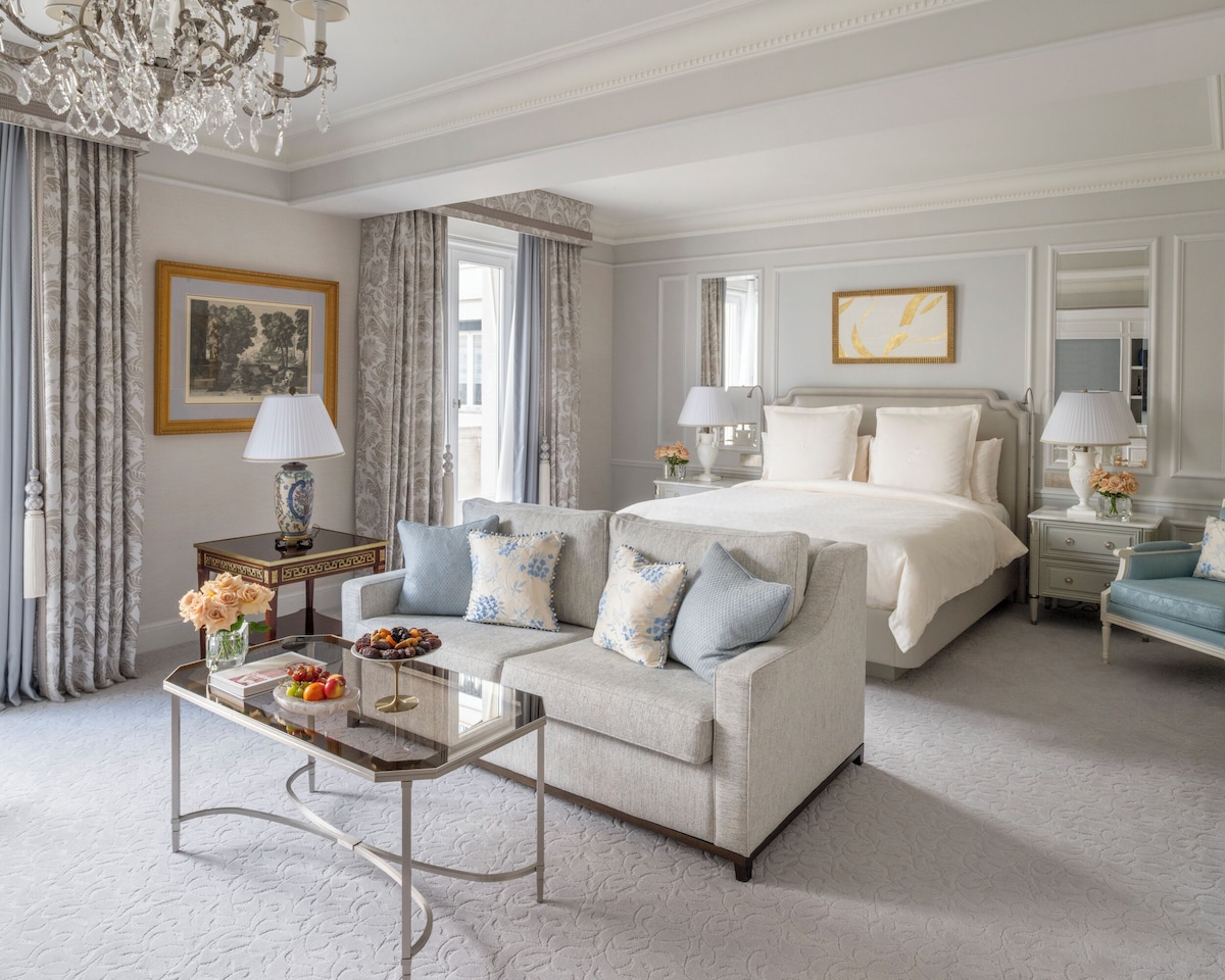 Four Seasons Hotel George V Paris, photo 2