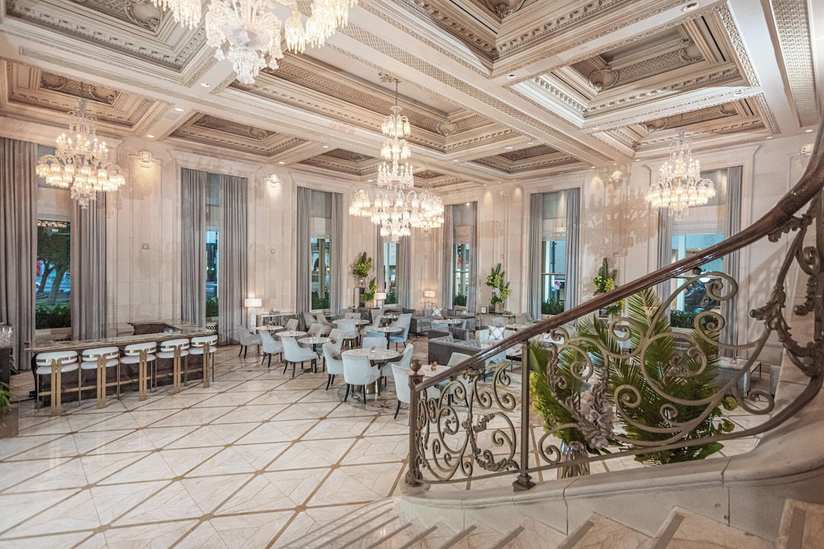 The Plaza Hotel, photo 3