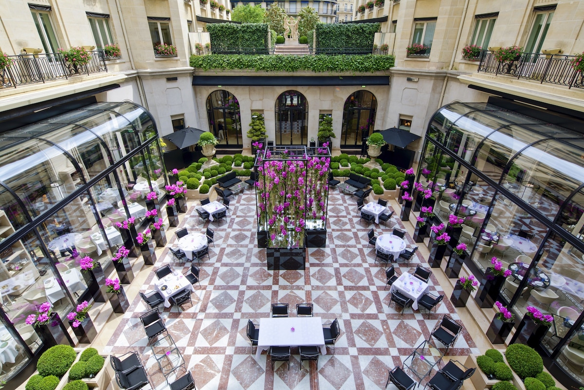 Four Seasons Hotel George V Paris, photo 6
