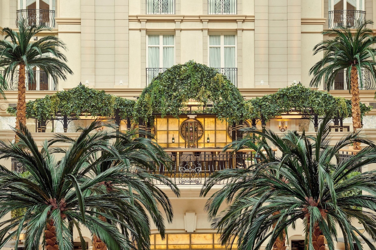 Landmark Hotel, photo 9