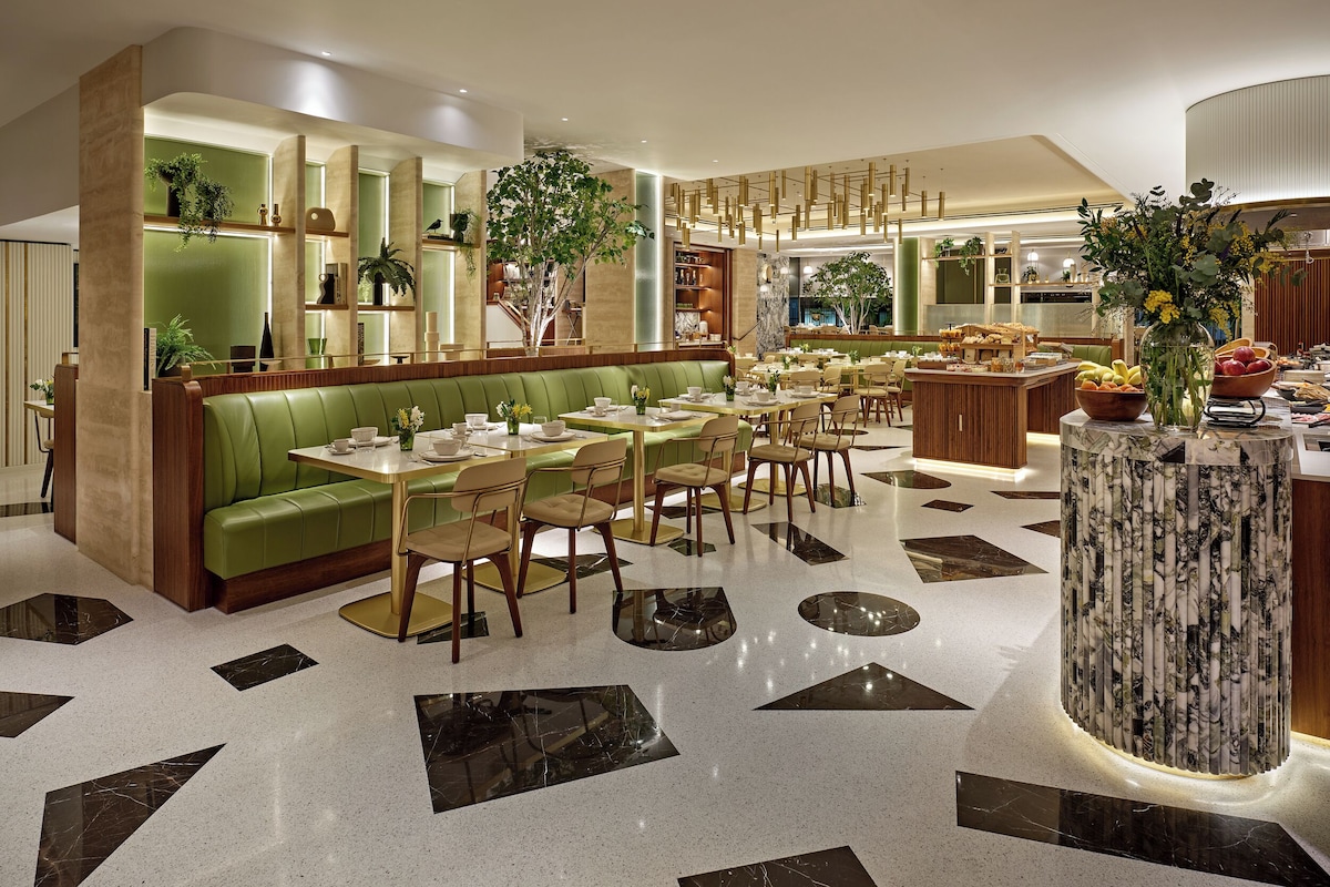 London Hilton on Park Lane, photo 1